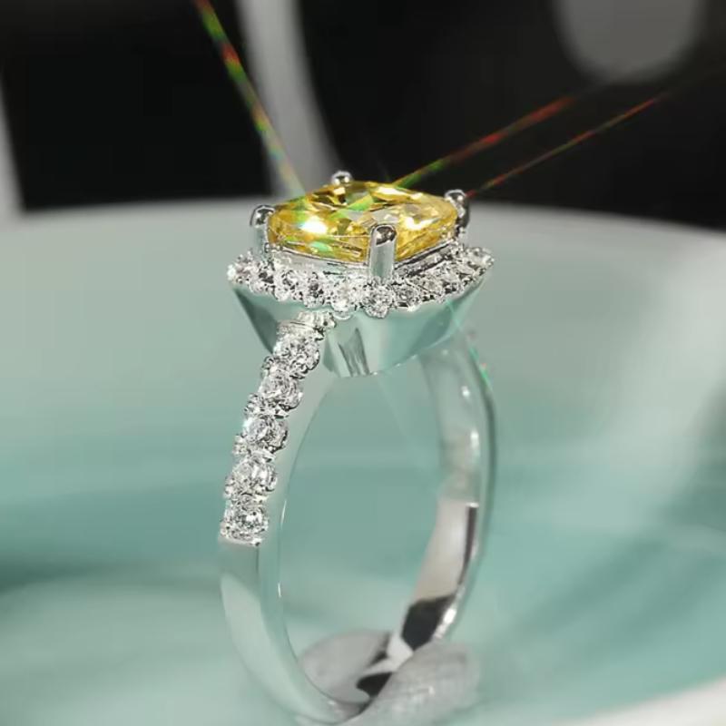 Graceful Wedding Ring Lady Bright Yellow Crystal Accessories for Women Fashion Aesthetic Jewelry for Engagement Party
