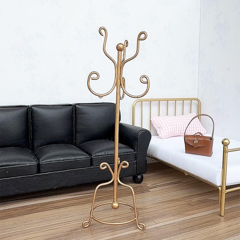 1:12 Dollhouse Simulation Mini Coat Rack Model Doll Home Bedroom Coat Hanger Furniture Decor Toy Doll Living Scene Ornaments Toy