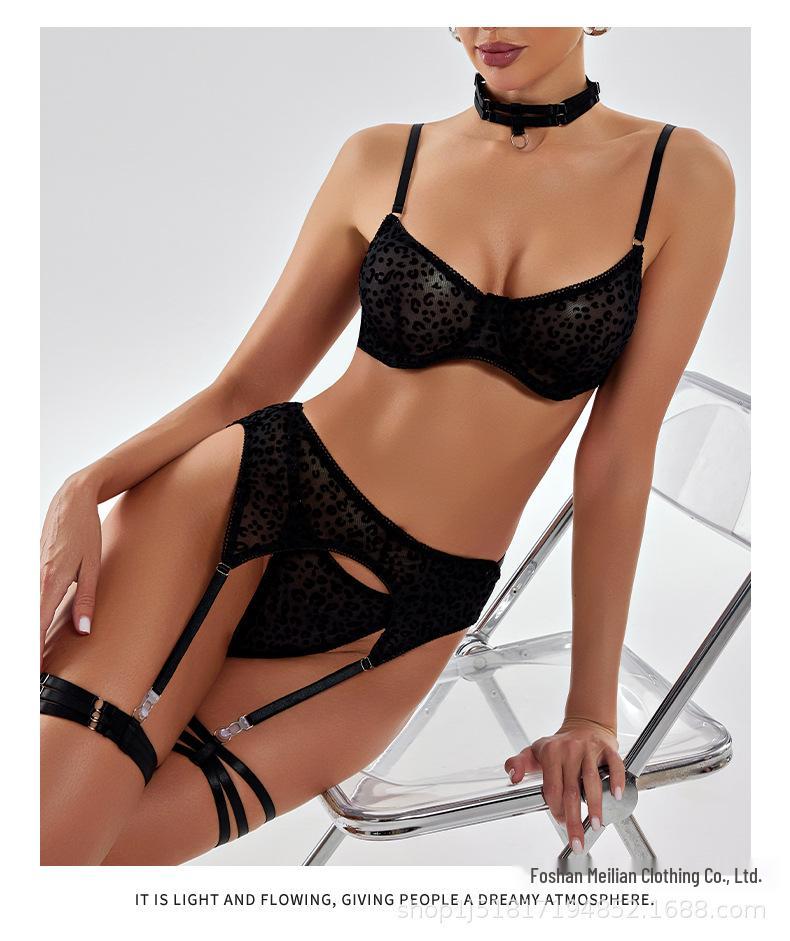 European Hot-Selling Leopard Print Mesh Lingerie Set with See-through Garter Belt & Leg Ring - Five-Piece.