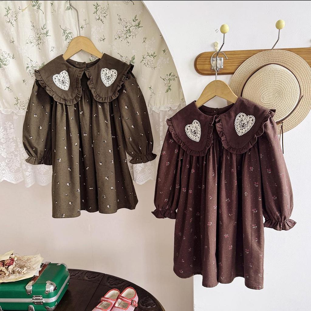 Blumen-Retro-Mädchenkleid im koreanischen Stil - Herbst 2026 Kollektion, Langarm, Rundhalsausschnitt mit Revers