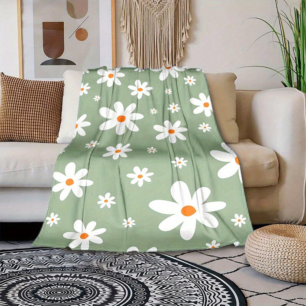 [Flannel Throw Blanket] Daisy Print Flannel Throw Blanket - 100% Polyester Non-Woven Fabric, Reversible Digital Printed All-Seas