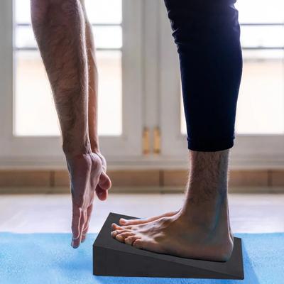 1/2 szt. Klocki klinowe do jogi Lekki klin do jogi Deska pochyła do rozciągania Podparcie nadgarstka i dolnej części pleców do ćwiczeń Siłownia Fitness