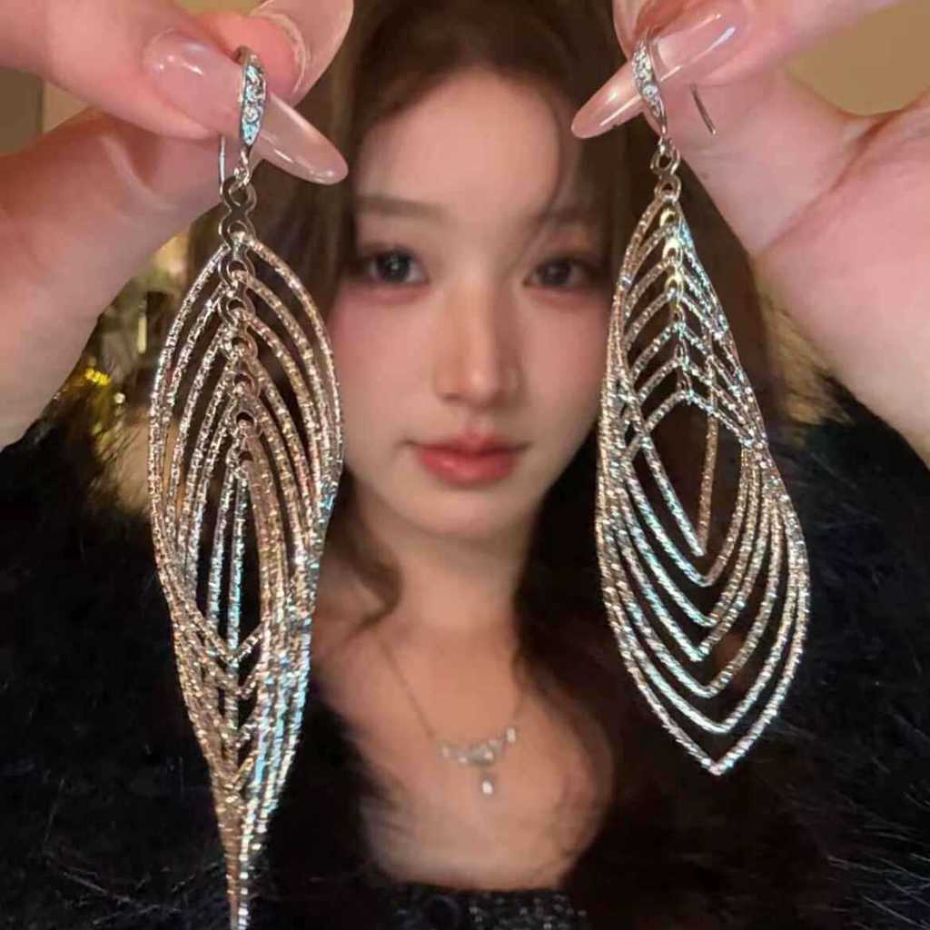 Pinkdudu Line Tassel Earrings for Women Minimalist Geometric Drop Earrings Elegant Statement for Party PD2516
