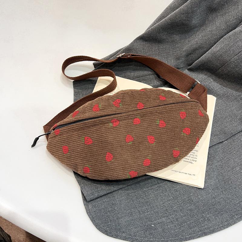 Literary Velvet Breast Bag Women's New Fashion Strawberry Printed Messenger Bag Casual Trendy Versatile Shoulder Bag