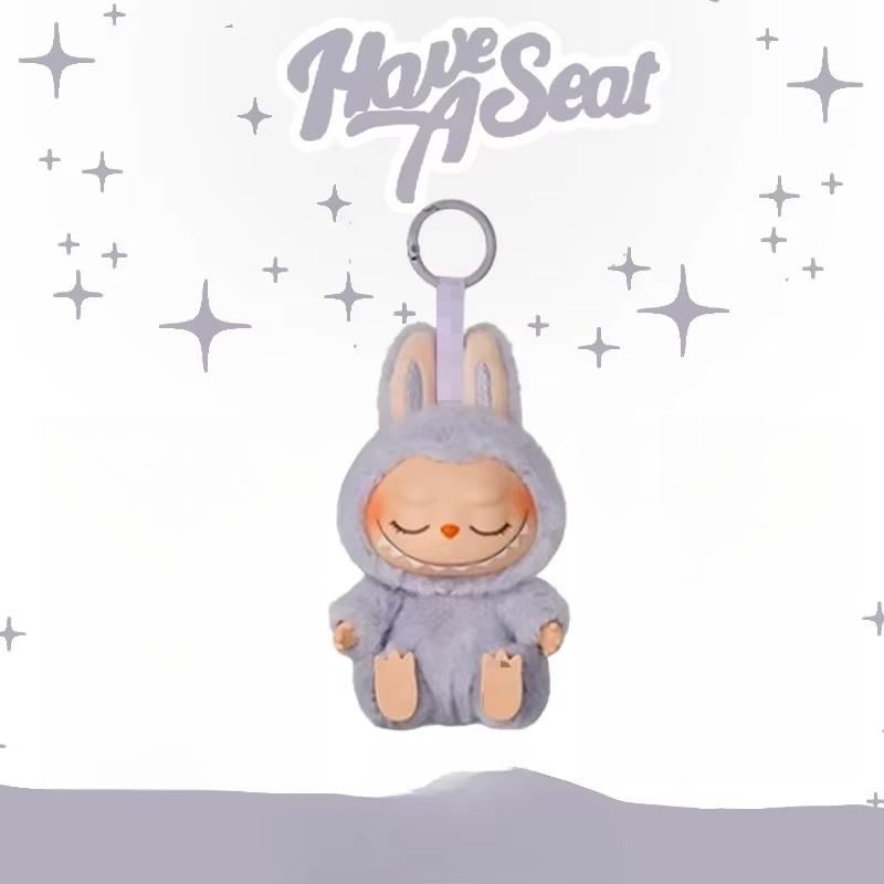 

Labubu THE MONSTERS Sitting Party Vinyl Plush Blind Box Ornamento Pingente, Подарки на день рождения, Украшения для автомобиля, Подвески для школьных ранцев синий