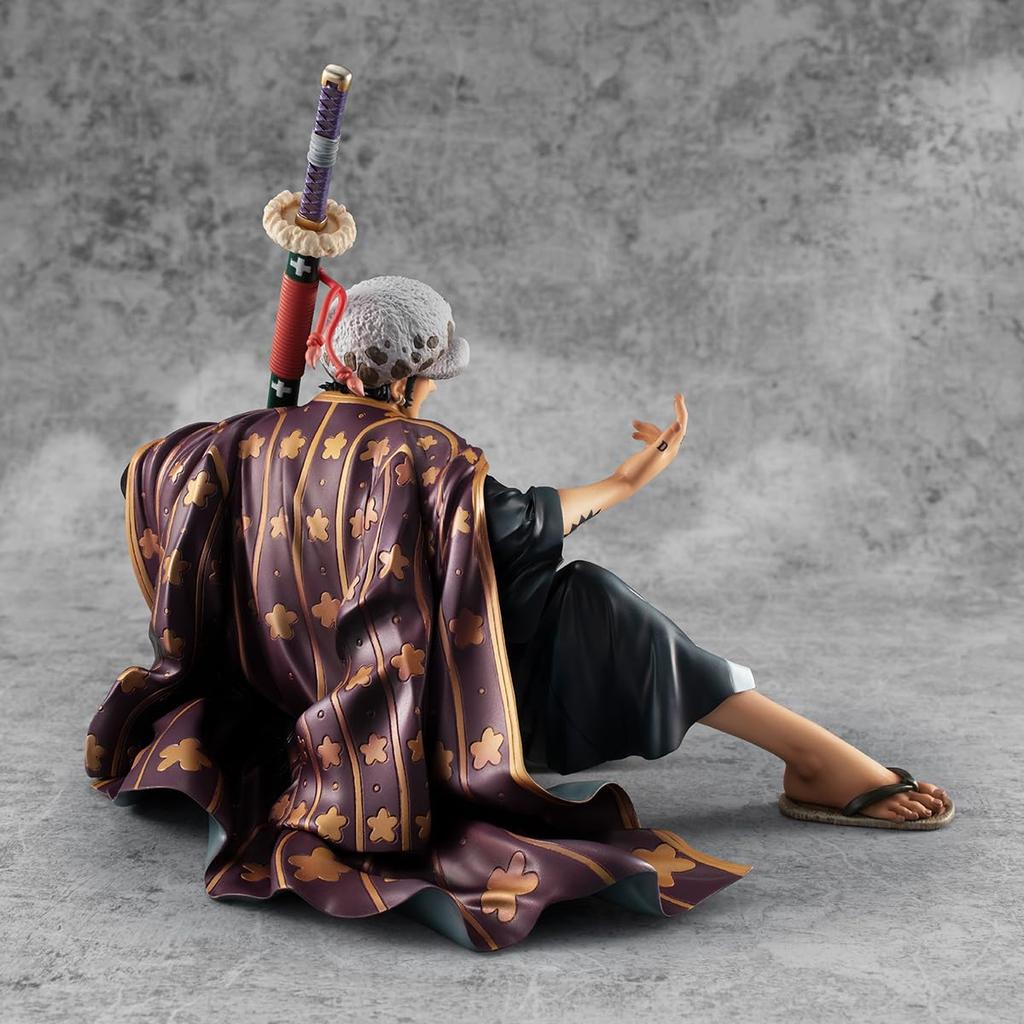 MegaHouse One Piece Warriors Alliance Trafalgar Law Pirate Portrait Figure
