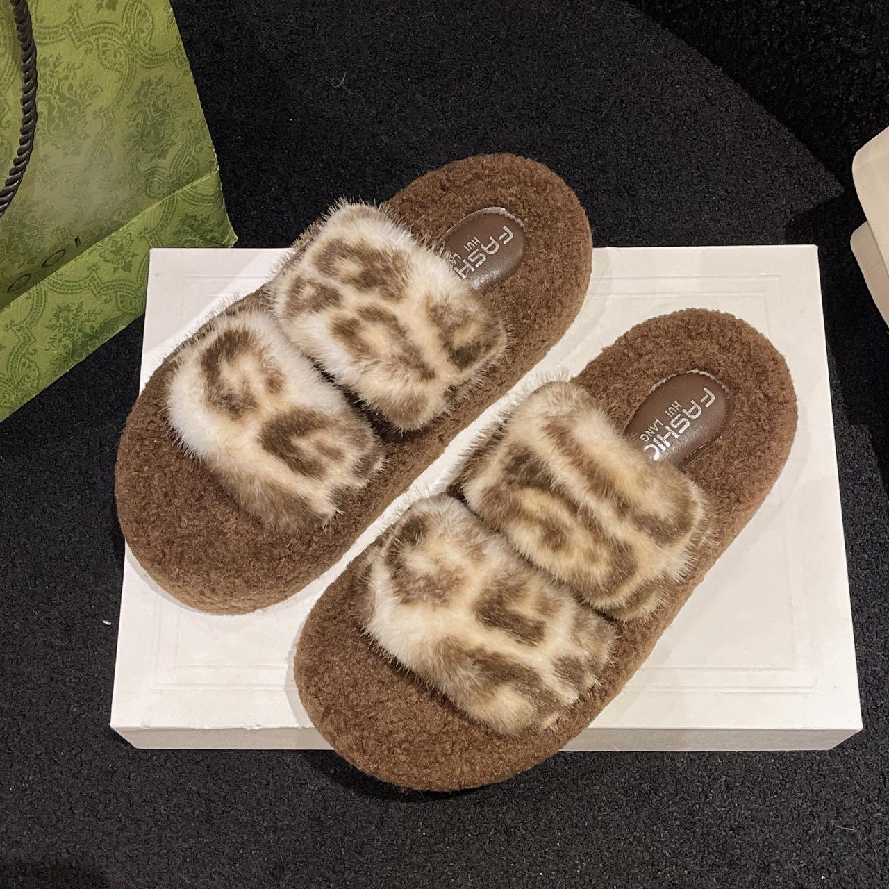 

Простая и универсальная сумка-мешок с толстым дном и тапочками от знаменитостей из Интернета 2024 года, новая удобная повседневная верхняя одежда, тапочки Mao Mao 35