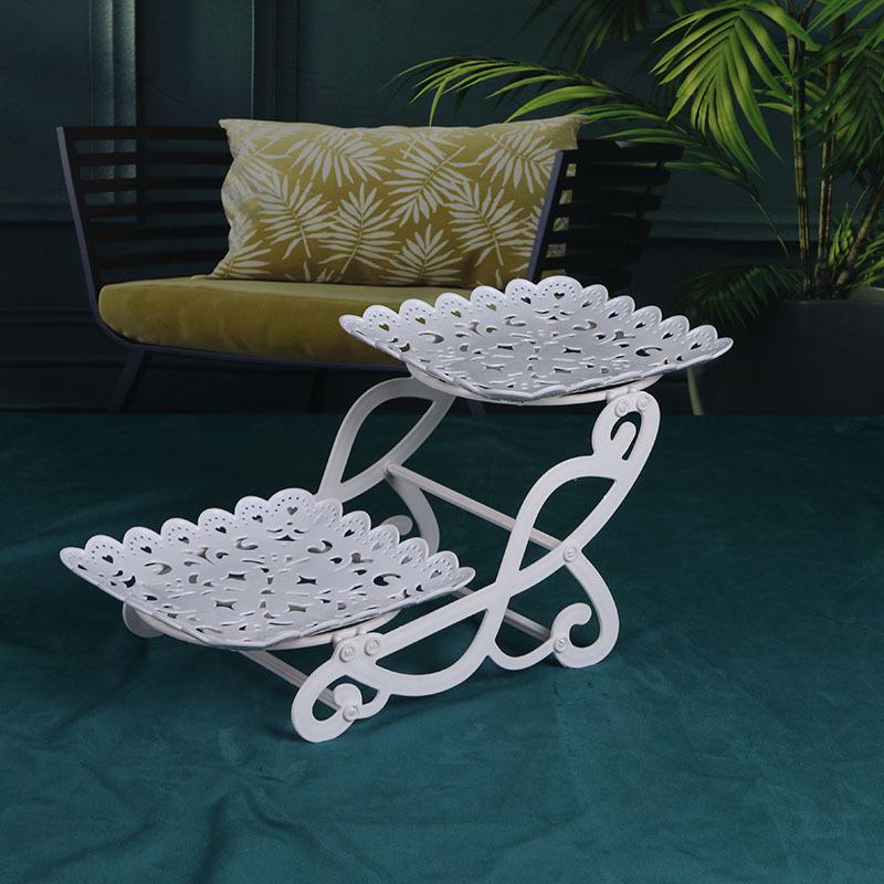 

Элегантный трехъярусный поднос для десертов и фруктов в европейском стиле