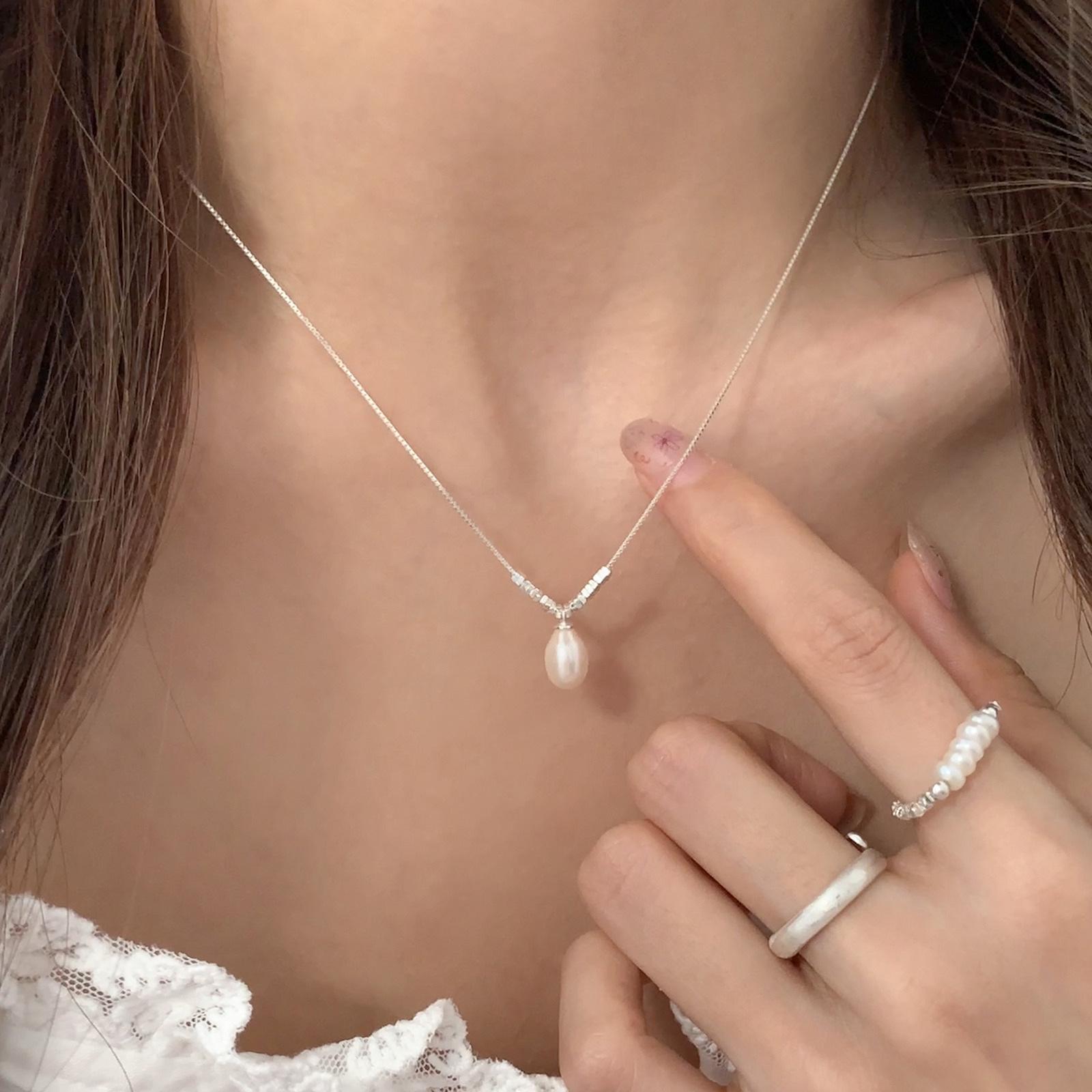 Корейское серебряное ожерелье с жемчугом S925 - Элегантная и универсальная цепочка на ключицы для женщин