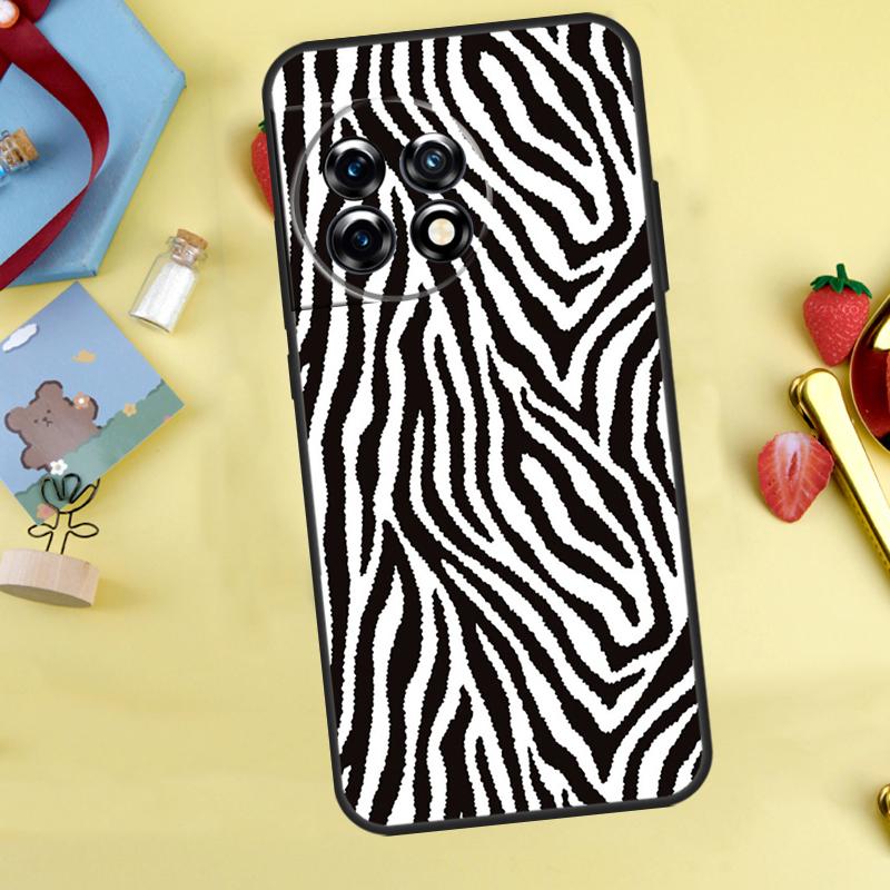 Animal Pattern Zebra Print Cover For OnePlus 13R 13 12 12R 11 10 Pro 8T 10T OnePlus Nord 4 CE 2 3 Lite N30 N10 N20 Case