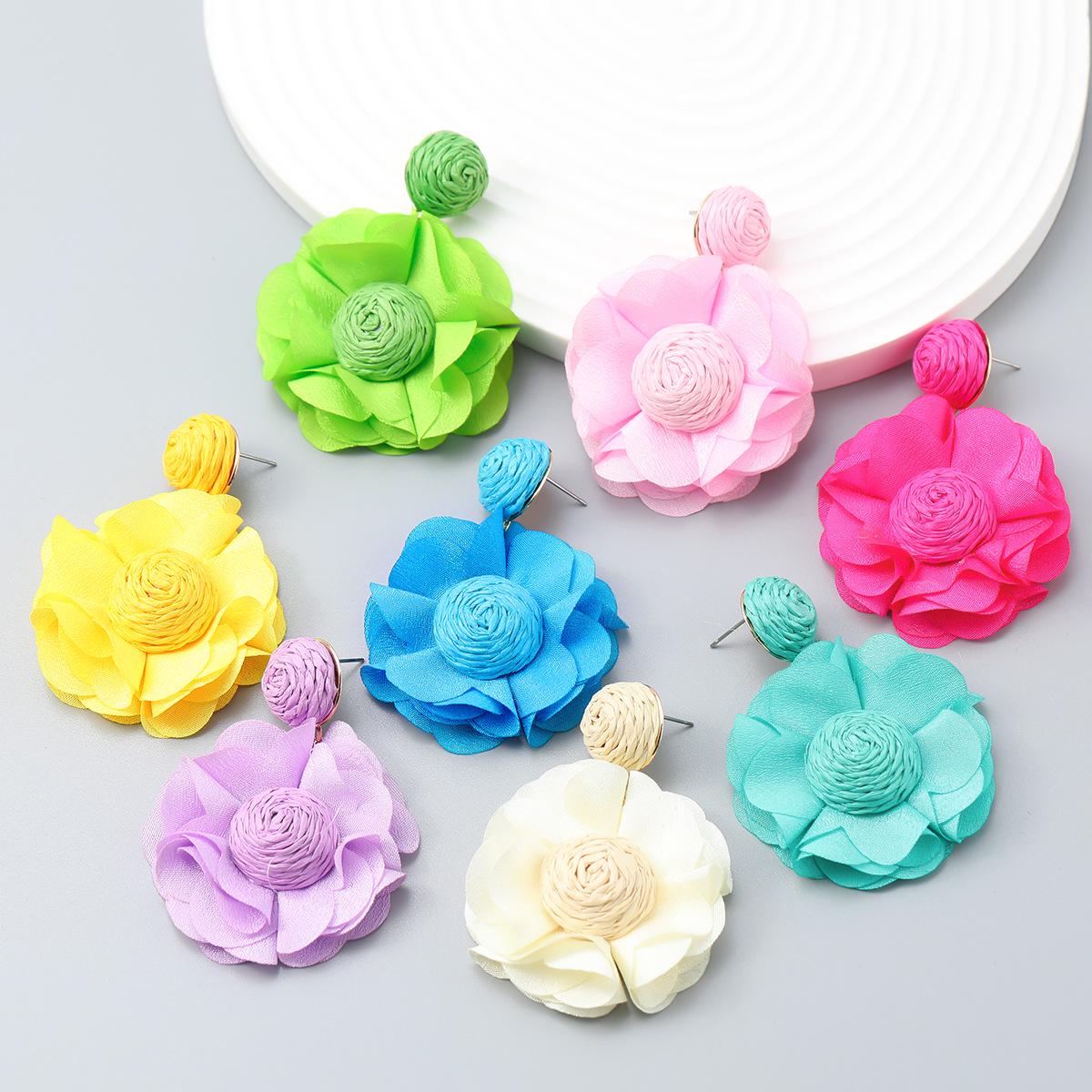 

Elegant Raffia Flower Earrings for Women - European and American Style фиолетовый
