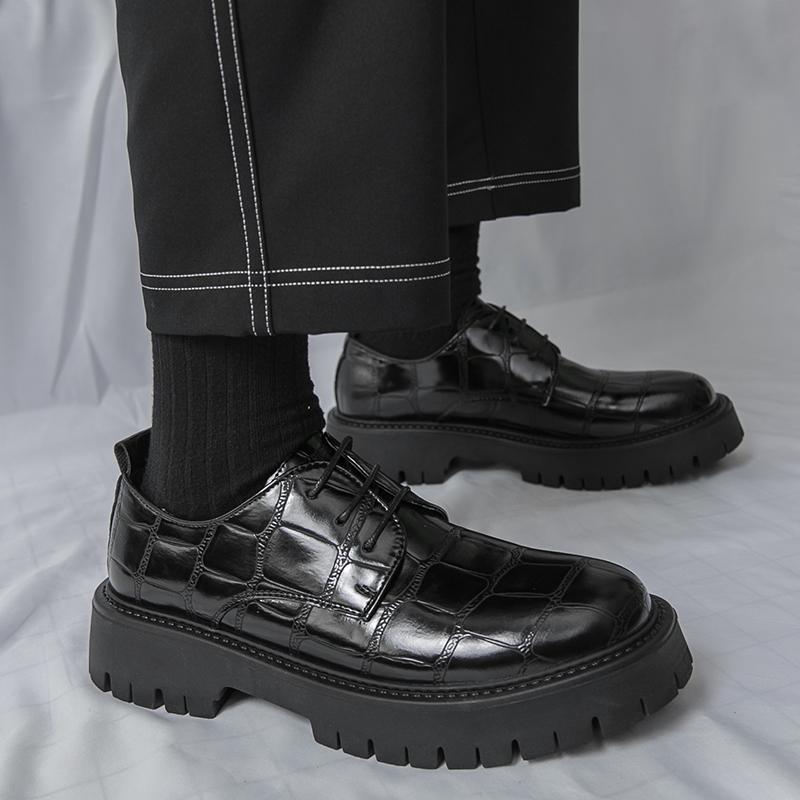 Fashion Black brown men's leather shoes Gentleman retro style Fashion outdoor street casual youth Thick soled shoes Versatile 38-46