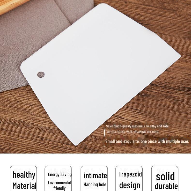 Baking and Decorating Plastic Scraper – Multi-purpose Tool for Cakes, Noodles, and Kitchen Use