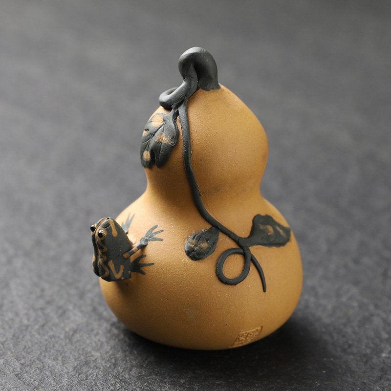 

Yixing purple sand spray tea pet decoration pumpkin frog gourd boutique creative manual kung fu tea set