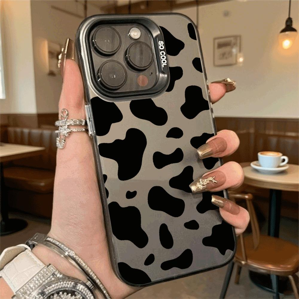 Black and White Cow Print Hard Phone Case for Iphone 16 15 14 13 12 11 Pro Max Mini Shockproof Anti-Scratch Protective Cover