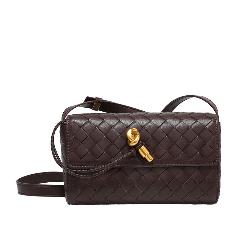 

2025 Новая маленькая квадратная сумка через плечо ручной работы с замком-замком для женщин 20x6.5x14 cm