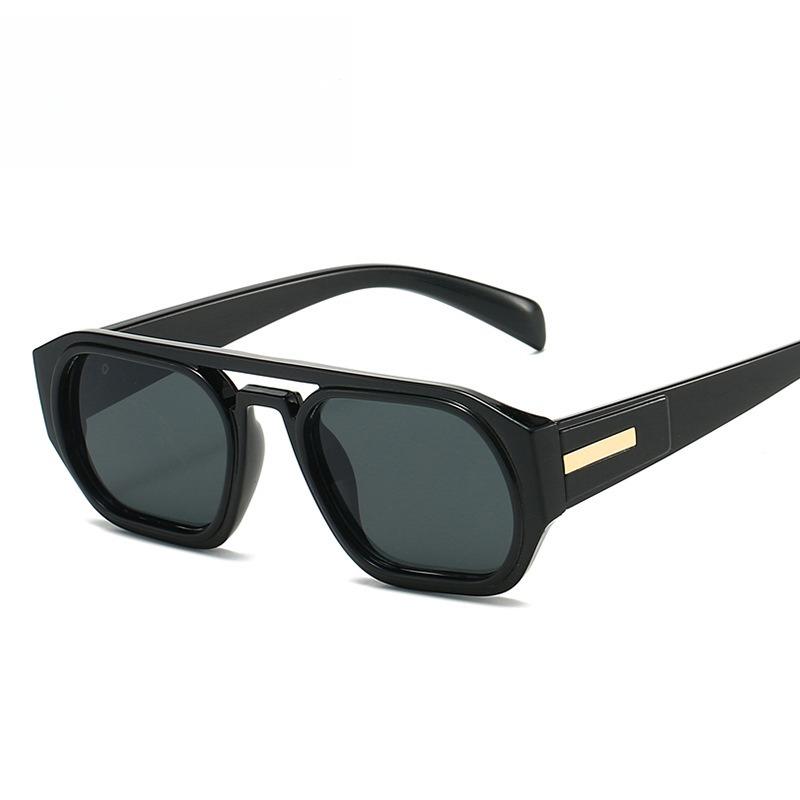Y2K Retro Square Small Sunglasses Trendy Transparent Green Glasses Vintage Unisex Eyewear for Women Men Bold Fashion Accessories