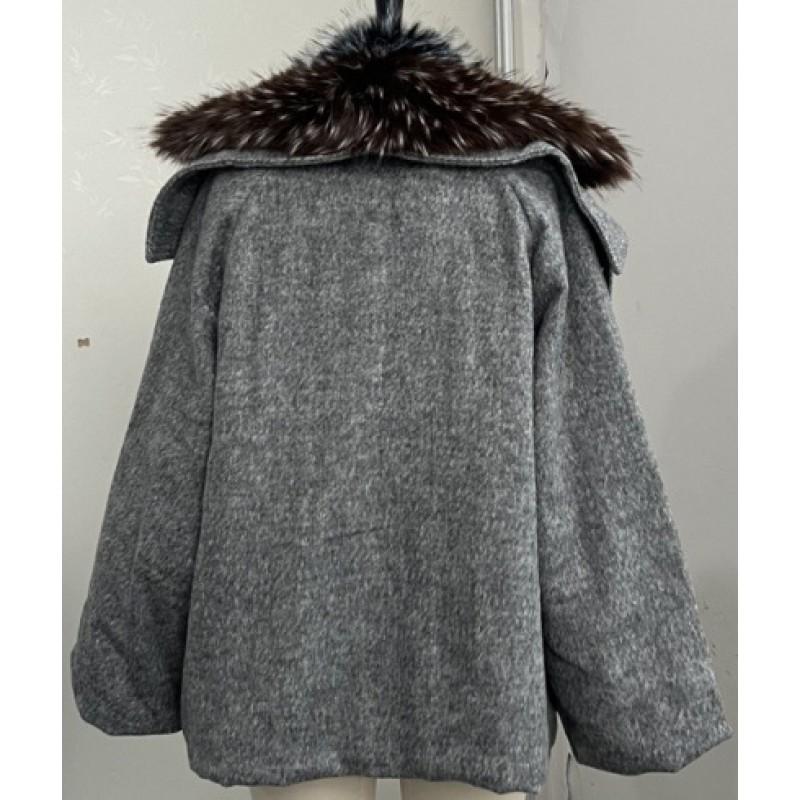 Womens Street Style Puffer Coat With Oversized Fur Collar Pockets Loose Fit Winter Jacket