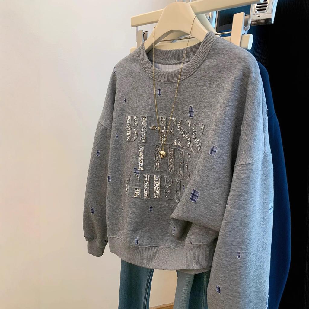 Rundhals-Pullover mit bestickten Paillettenbuchstaben und Fleece-Kapuzenpullover, ein dünnes, lässiges und lockeres Oberteil für Frauen im Frühling und Herbst