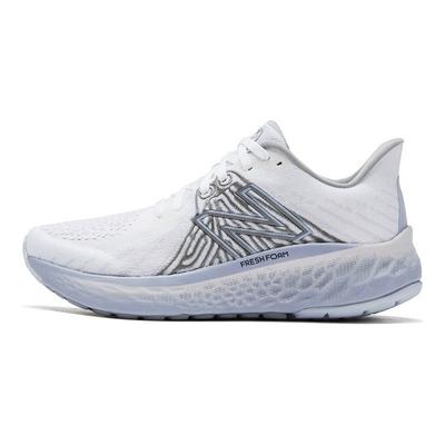 Nb 1105 Serie Vongo Scarpe da Corsa su Lunga Distanza Tomaia Bassa in Tessuto Classico Scarpe da Ginnastica da Donna Bianco Grigio WVNGOGG5