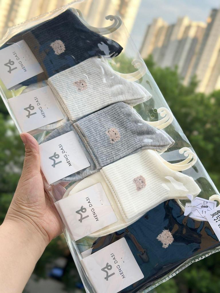 Autumn/Winter 10-Pack Women's Mid-Calf Cartoon Socks - Cute, Comfortable, Fashionable, College Style Cotton Sports Socks