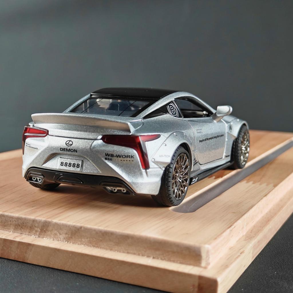 1:32 LEXUS LC500 Sportfahrzeug Legierung Druckguss Modell Computer Schreibtisch Ornamente Sammlungen Für Ihren Freund Am Valentinstag