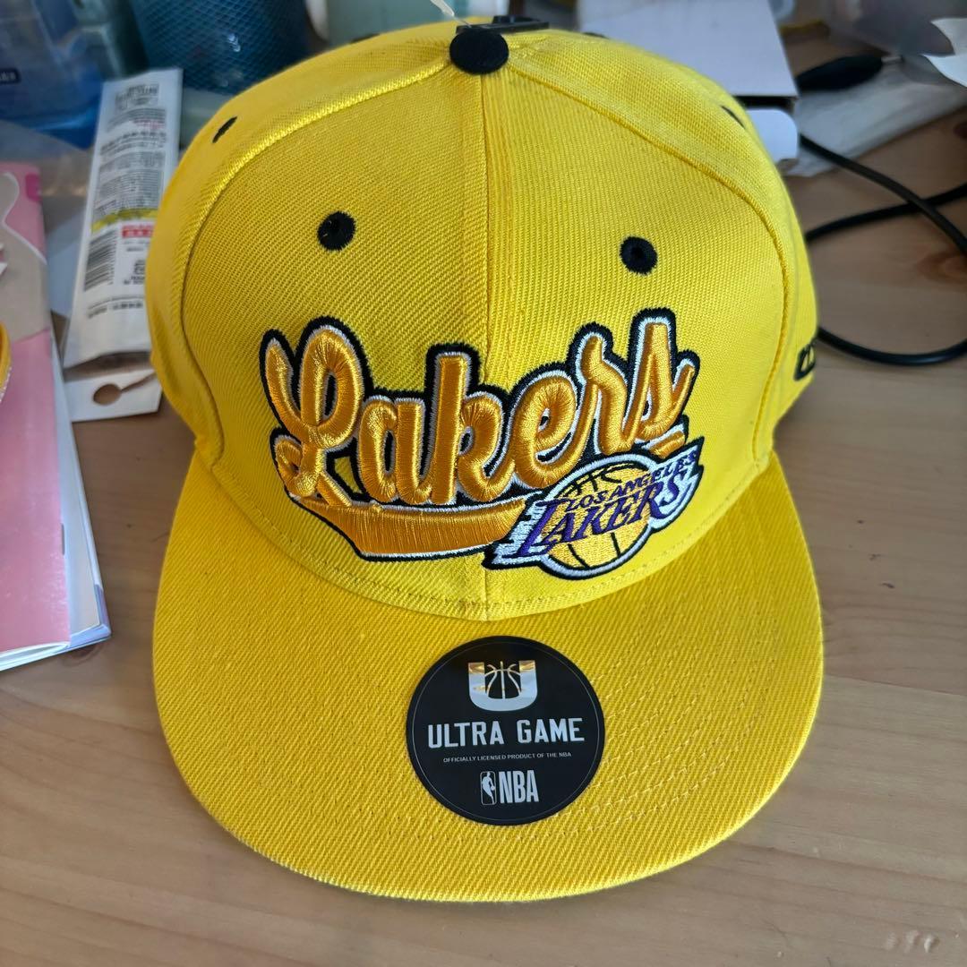 Used Los Angeles Lakers Cap Yellow Baseball Cap Adult NBA New
