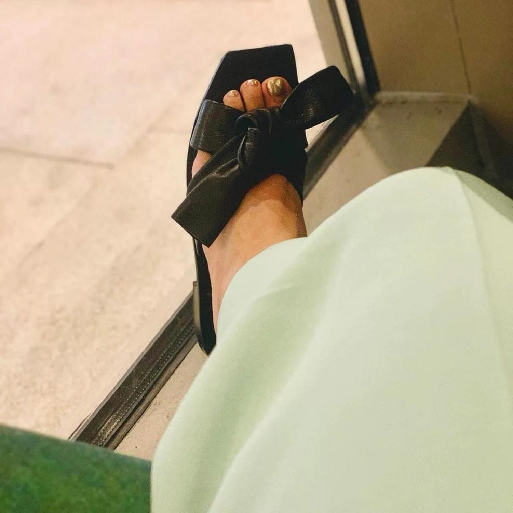 Cowhide Version~ Niche Cross Bow Square Head Slippers Women's Outer Wear 2025 Summer Flat Bottom Low Heel One-word Sandals