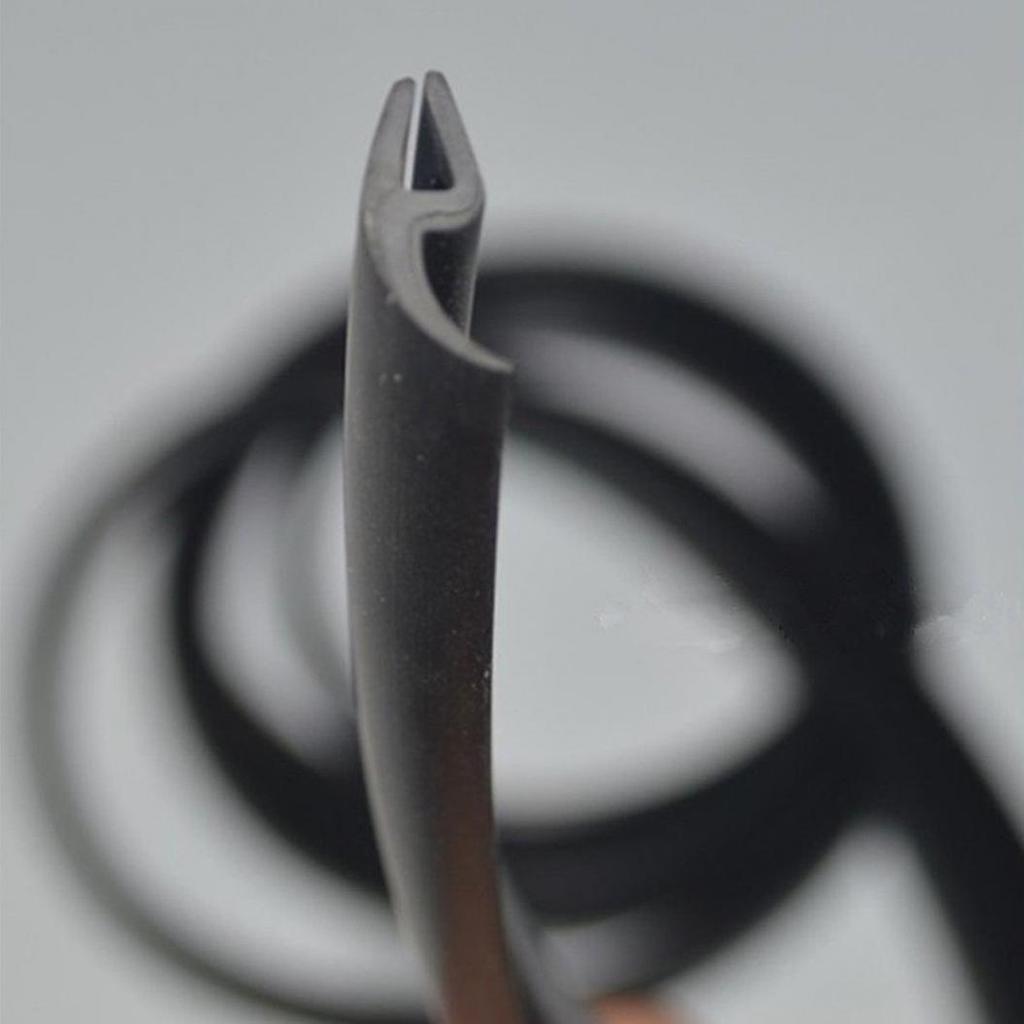 Odolný 1,7M univerzální gumový proužek pro těsnění předního čelního okna automobilu