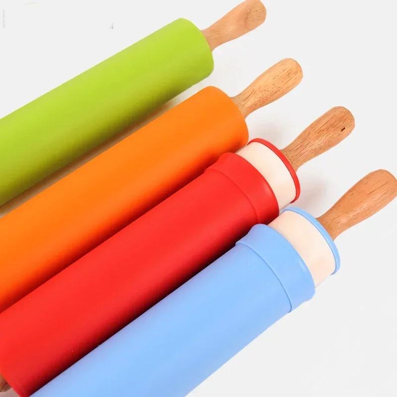 Non-Stick Pastry Dough Flour Roller, Pizza Pasta Roller, Kitchen Pastry Baking Tool with Wooden Handle