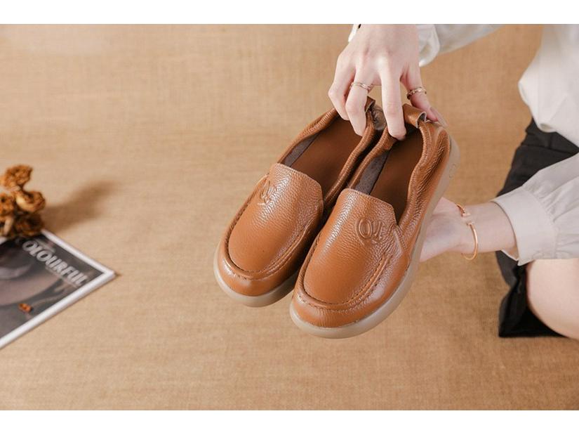 

Женские кожаные мокасины ручной работы в стиле ретро-этнического стиля 2024 года — удобная обувь на плоской подошве для весны и осени. 40 коричневый