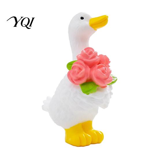 Resin Crafts for Flowerpots Mini Garden Duck Figurine, Cute Farm Dolls, Small Desktop Home Office Decor Car Dashboard Figurines, Micro Landscape
