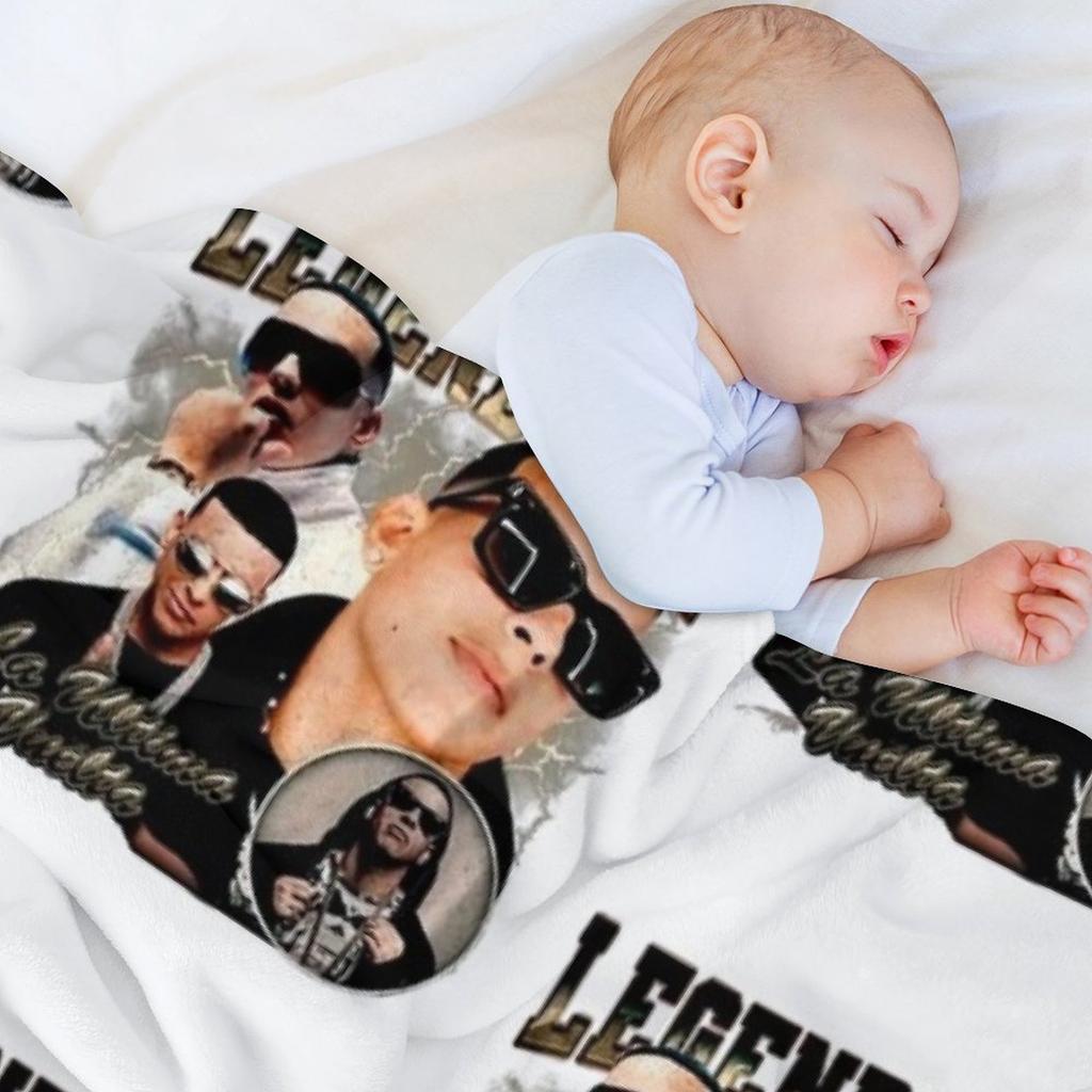retro Daddy Yankee Throw Blanket valentine gift ideas Multi-Purpose sofa bed blankets and throws Blankets