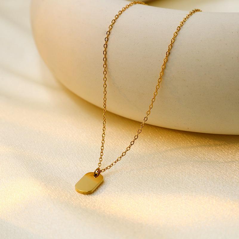 Customized Niche Oval Square Brand Pendant, One Lettering Necklace, Female Geometric Design, Clavicle Chain Temperament, Couple