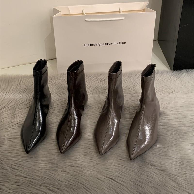 Black high-heeled short boots women's 2025 autumn and winter single boots and bare ankle boots soft leather small heel pointed French thin heel thin 