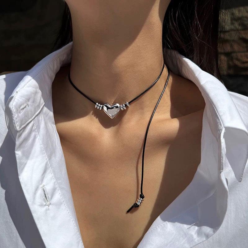 Love Heart Pendant Collar Necklace Short Black Rope Choker Necklace Fashion Zircon Neck Clavicle Chain Necklace Dropshipping