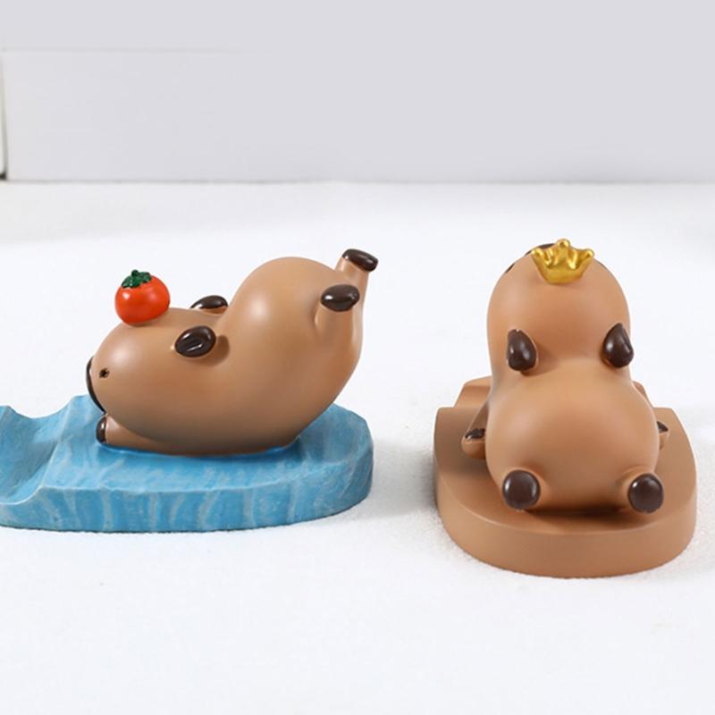 Lovely Capybara Phone Holder Mobile Phone Stand Desk Resin Ornament Phone Holder For Birthday Present