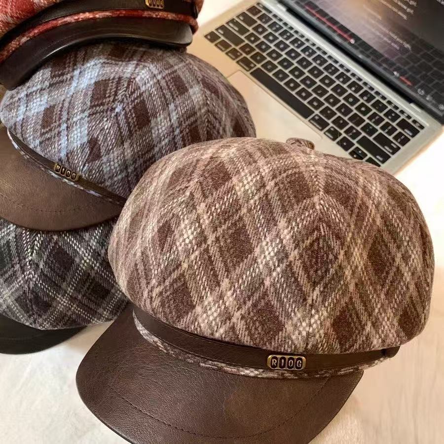 Retro plaid octagonal hat female autumn and winter Maillard wears a leather-brimmed newsboy hat to show her face, a small painter beret