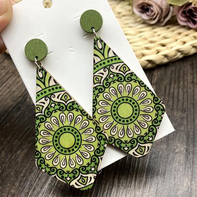 Vintage Palace Style Rhombus Wooden Earrings for Women Long Artistic Painted Earring Party Anniversary Jewelry