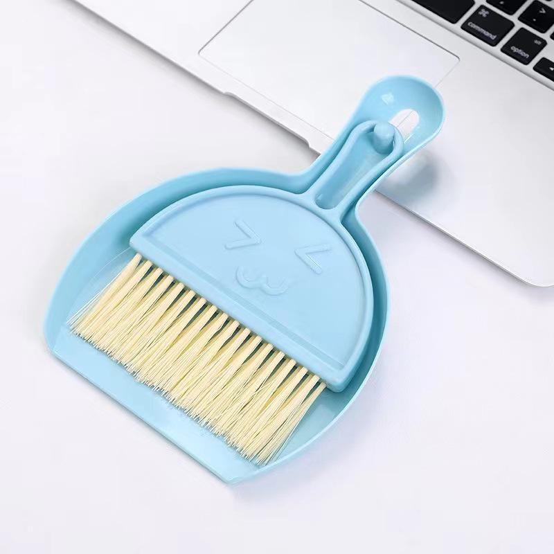 Mini Desktop Vanity and Keyboard Cleaning Brush Set