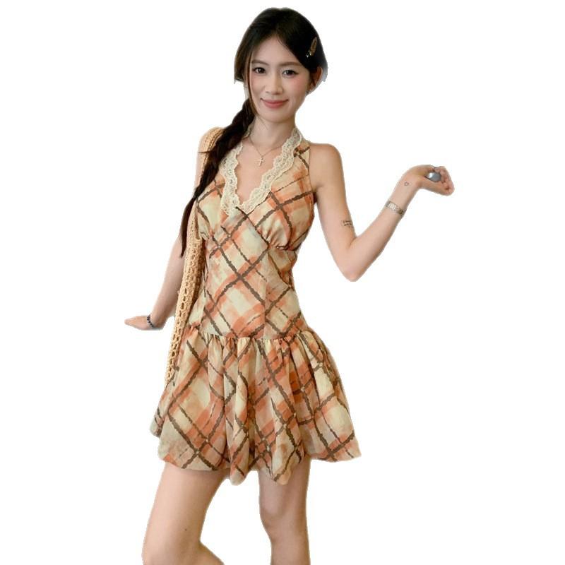 Summer French Lace Plaid Splicing Neck Dress Women's Small Holiday Style A Word Short Skirt Wholesale