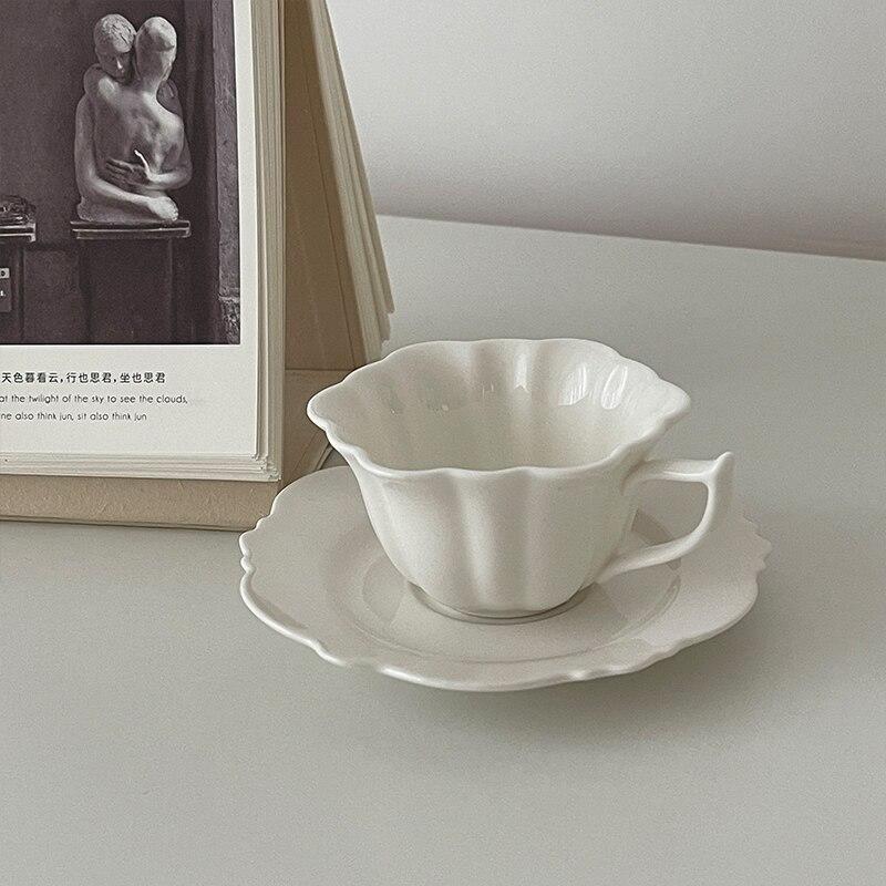 100ml Luxury European Ceramic Flakes Office Coffee Cups and Pans Kits with Milk Tea Cups Birthday Gifts