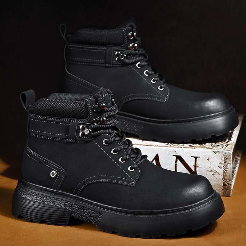 

New foreign trade 2025 hot-selling men s leather boots autumn large size outdoor leisure platform leather Martin boots 46 чорний