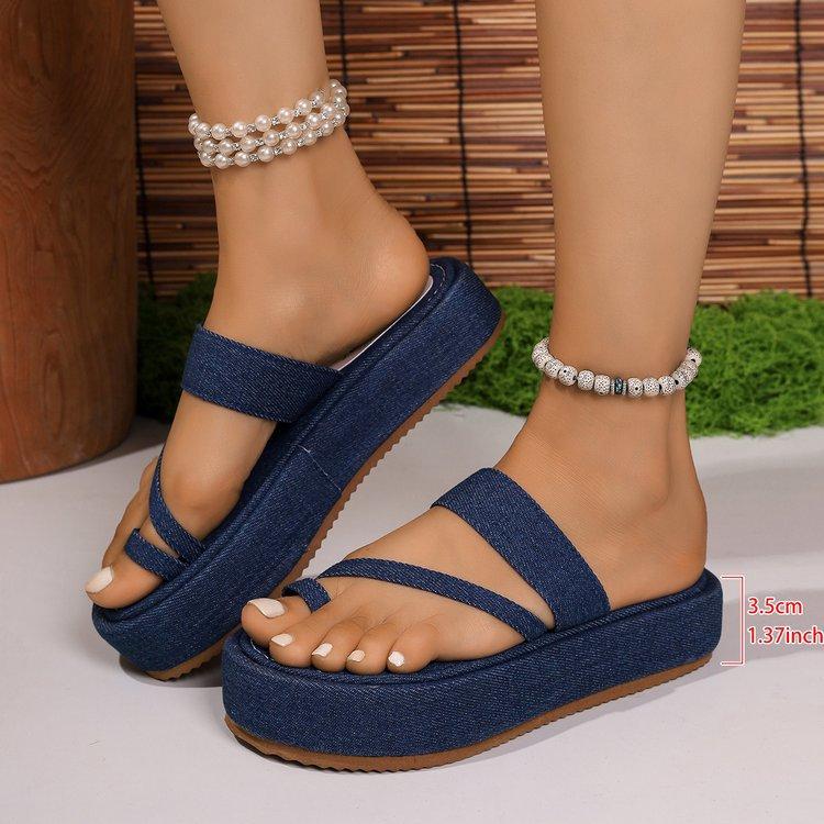 Large Size 2025 New Thick-soled Muffin Slippers Wear Versatile Toes Beach Flip-flops Sandals Women's Spot