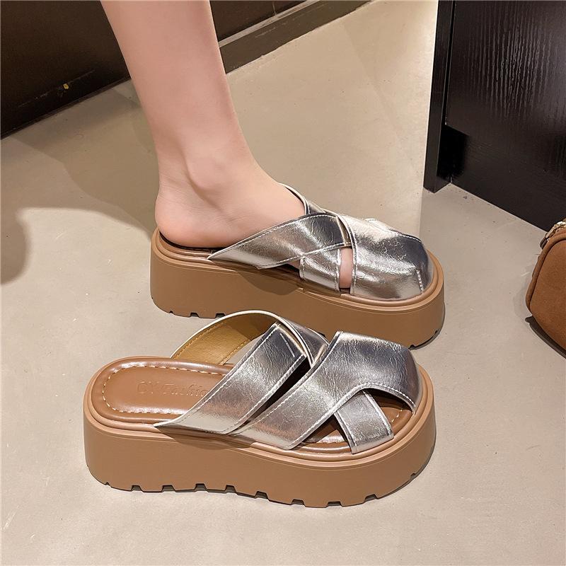 Baotou Half Slippers Women's Summer Outer Wear Fashion 2025 New Popular Versatile Thick-bottomed Muffin Heightening Casual Sandals