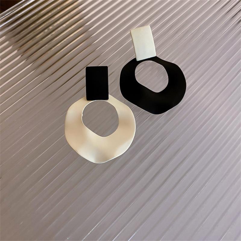 New Fashion Geometric irregular circle Dangle  Earrings  for Women Girl Gift Sweet Jewelry Wholesale