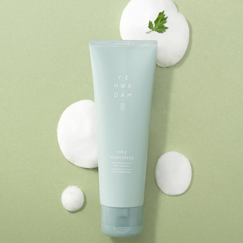 

The Face Shop Yehwadam Artemisia Ph Balanced Foaming Cleanser 150 мл - Очищающая пенка для умывания
