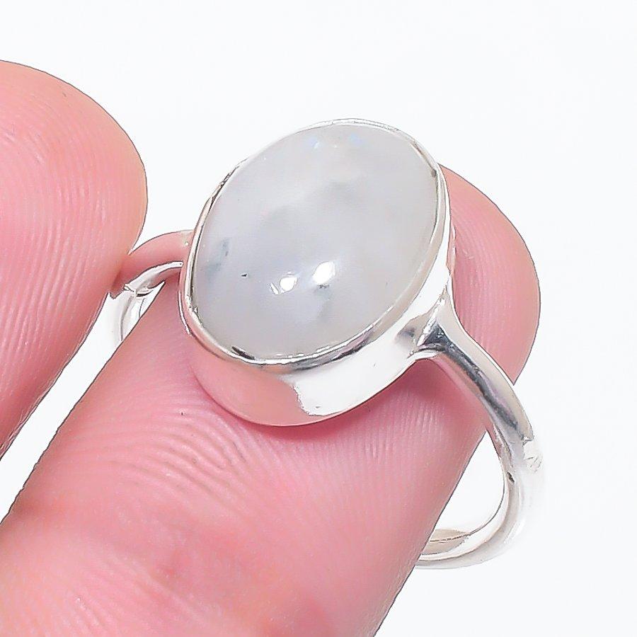 

Natural Moonstone Gemstone 925 Sterling Silver Jewelry Ring Size 7.5 C8l66