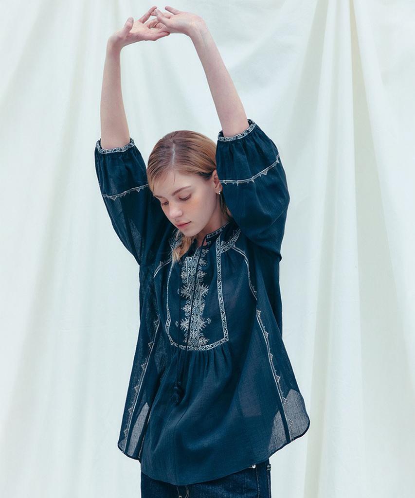 Leogkibeulaendeu Boho Chic Tassel Blouse Navy