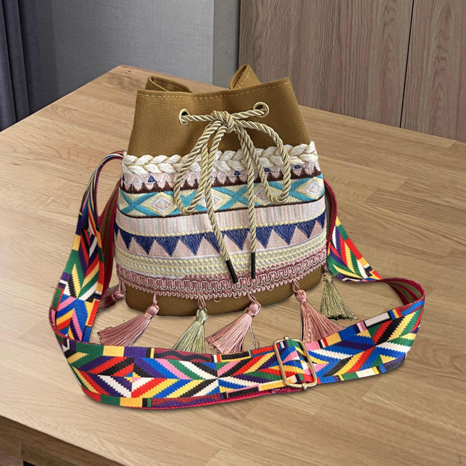 

Стильная женская сумка через плечо с регулируемым ремешком для повседневного использования